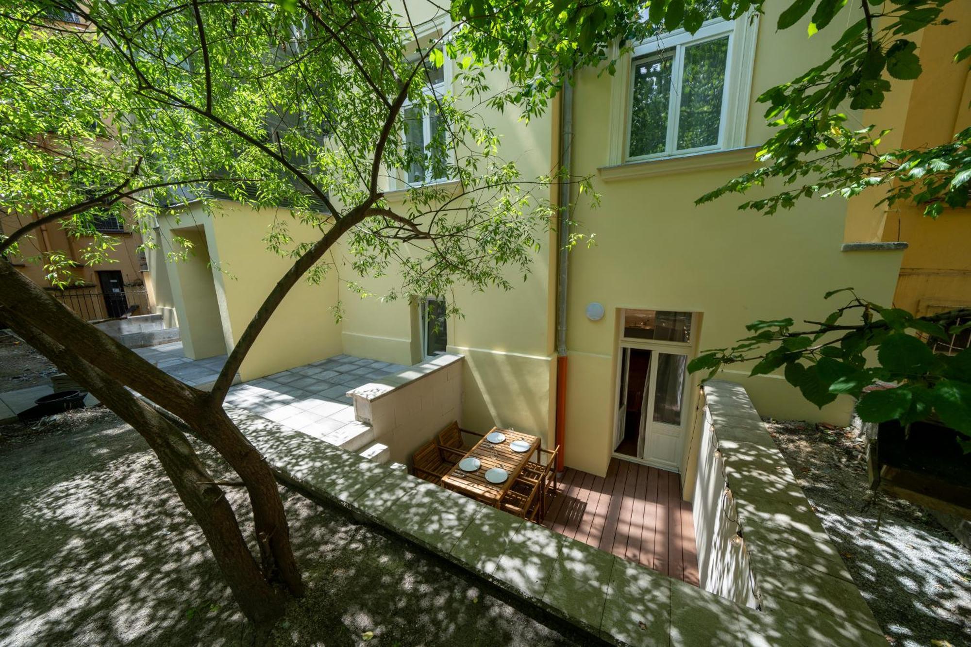 Apart Hotel Zborovska Prag Exterior foto